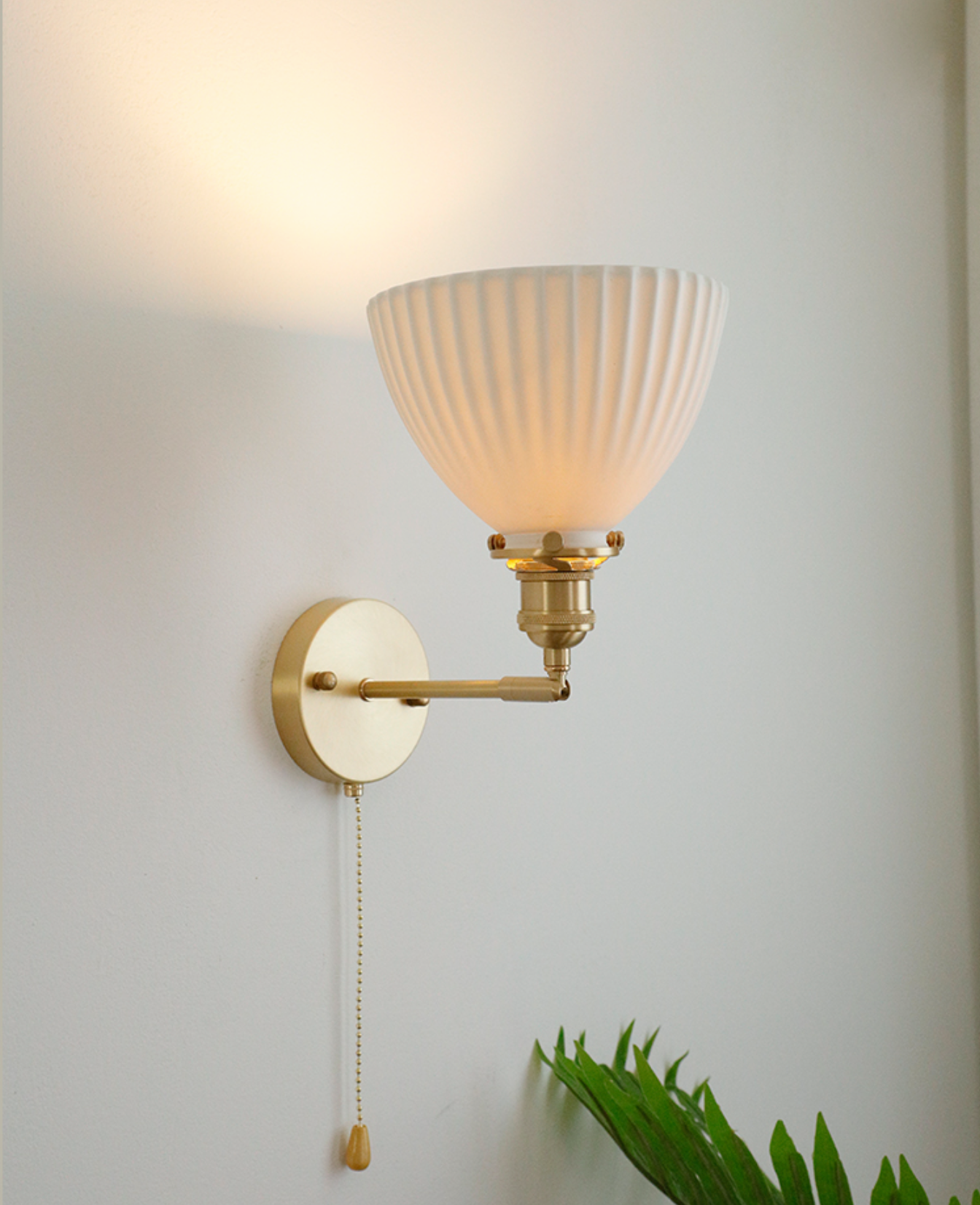 White Ceramic Wall Light - 226ST - Modefinity