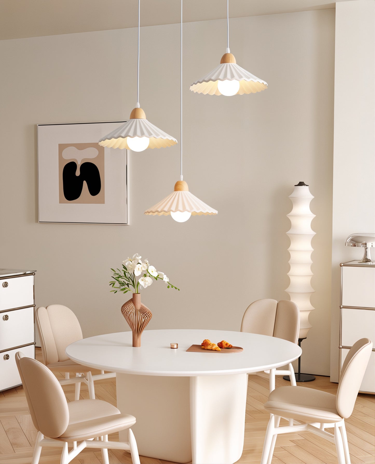 Scalloped Edge Pendant Light - Contemporary Charm - Modefinity