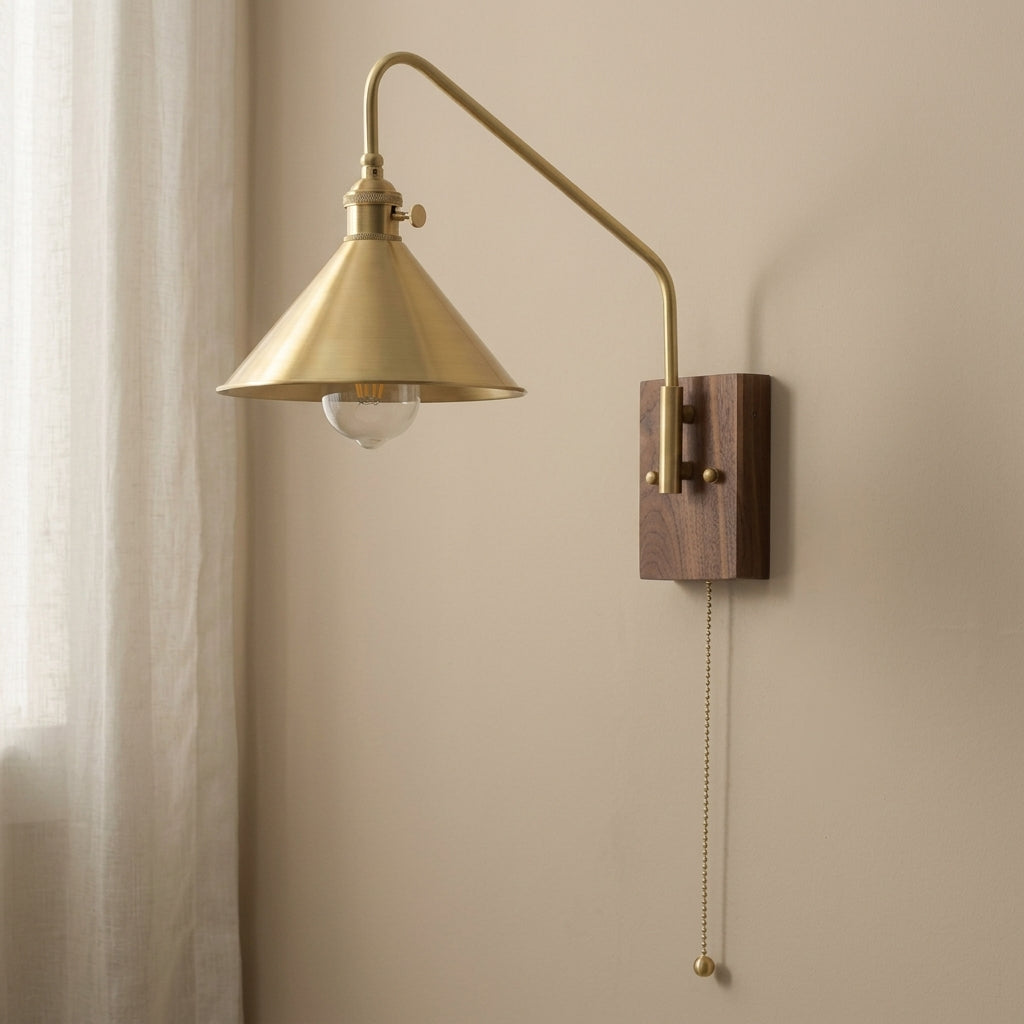 Messingwandlicht mit Holzplatte - 107WL