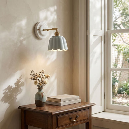 Scalloped Ceramic Wall Sconce – Vintage Fluted Wall Light
