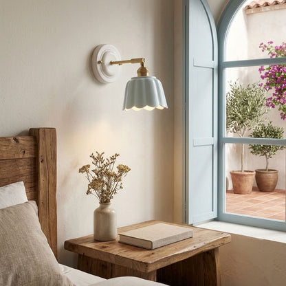 Scalloped Ceramic Wall Sconce – Vintage Fluted Wall Light