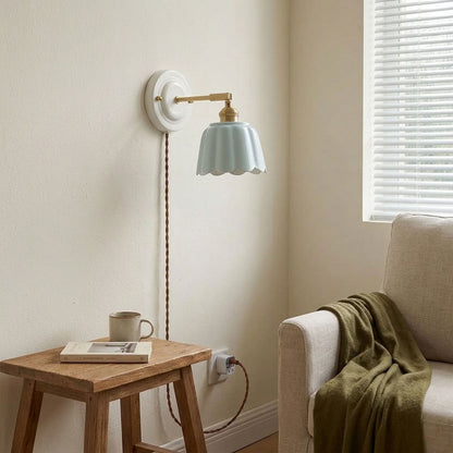 Scalloped Ceramic Wall Sconce – Vintage Fluted Wall Light