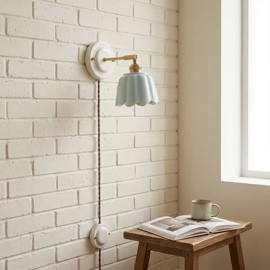 Scalloped Ceramic Wall Sconce – Vintage Fluted Wall Light