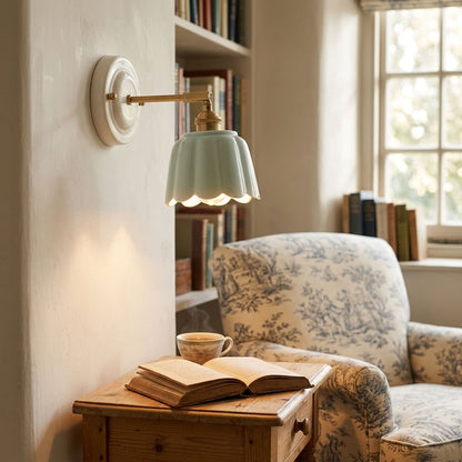 Scalloped Ceramic Wall Sconce – Vintage Fluted Wall Light