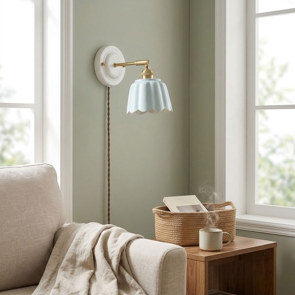 Scalloped Ceramic Wall Sconce – Vintage Fluted Wall Light