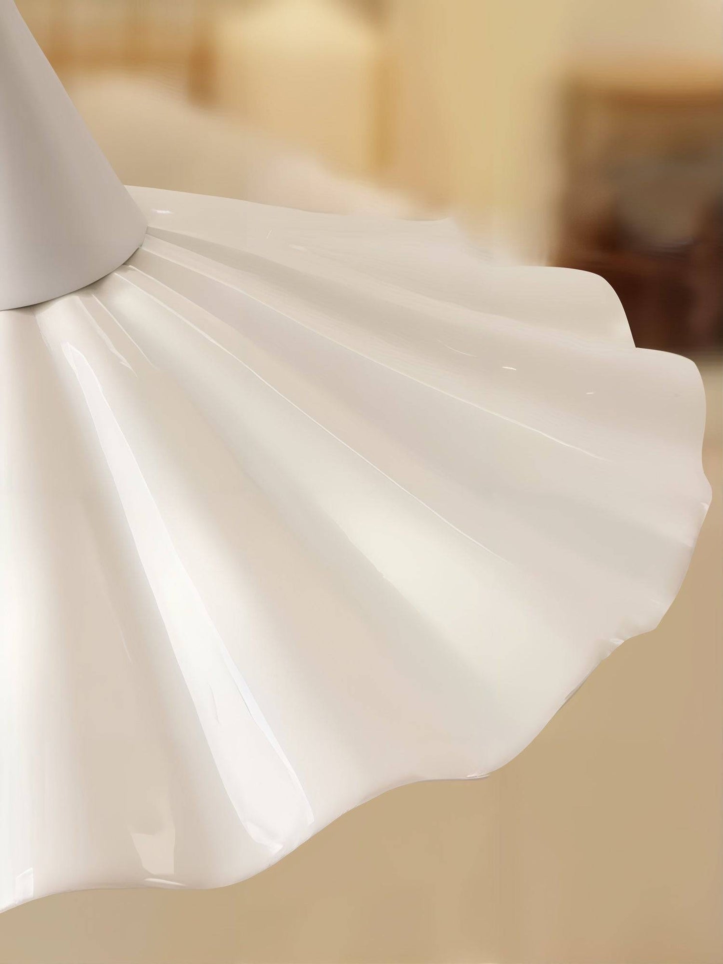 Elegant Wave Pendant Light - Soft Ivory - Modefinity