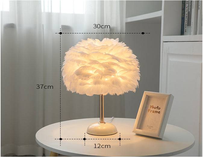 Feather Table Lamp - Modefinity