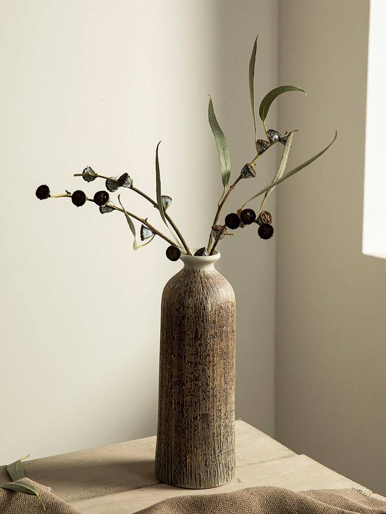 Japandi Dark Ceramic Vases - Modefinity