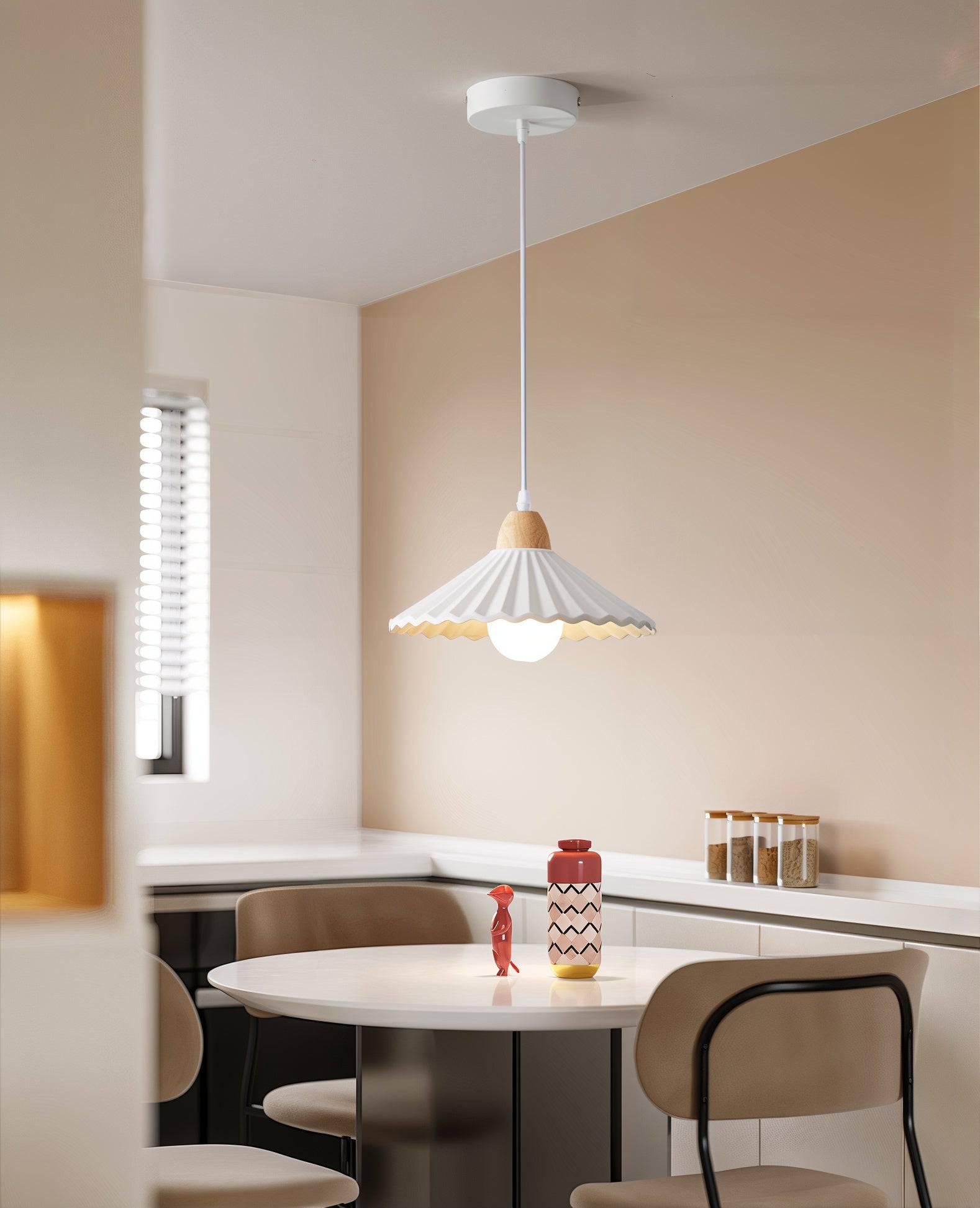 Scalloped Edge Pendant Light - Contemporary Charm - Modefinity